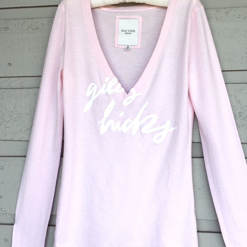 GILLY HICKS VINTAGE V-NECK LONG SLEEVE T-SHIRT PALE PINK SOFT COTTON